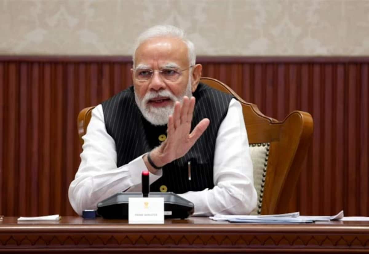 உலகத் திறமைகளை ஈர்க்க ஸ்பேஸ் ஸ்டார்ட்அப் நிறுவனங்களுக்கு மோடி அழைப்பு
