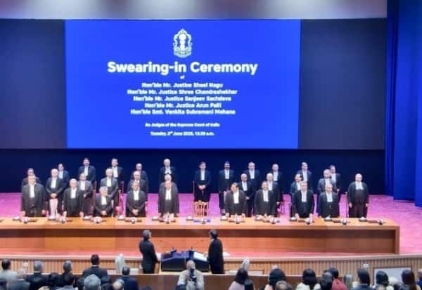 Tamil Nadu lawyer V. Mohana among five sworn in as Supreme Court judges
