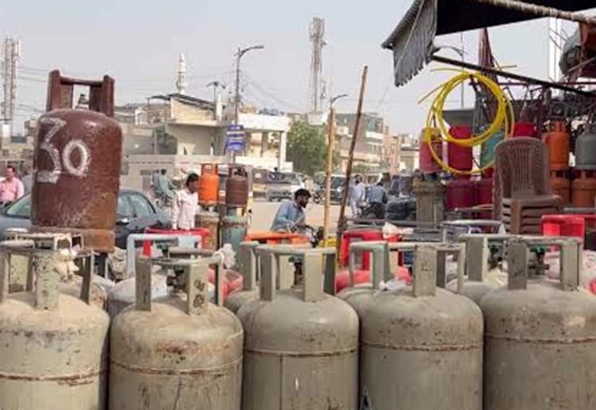 பாகிஸ்தானில் சமையல் காஸ் சிலிண்டர் விலை ரூ.3,500 வரை உயர்வு