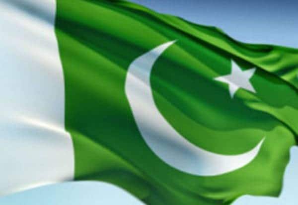 Pakistan allows up to 30% salary cut for govt employees amid fuel spike