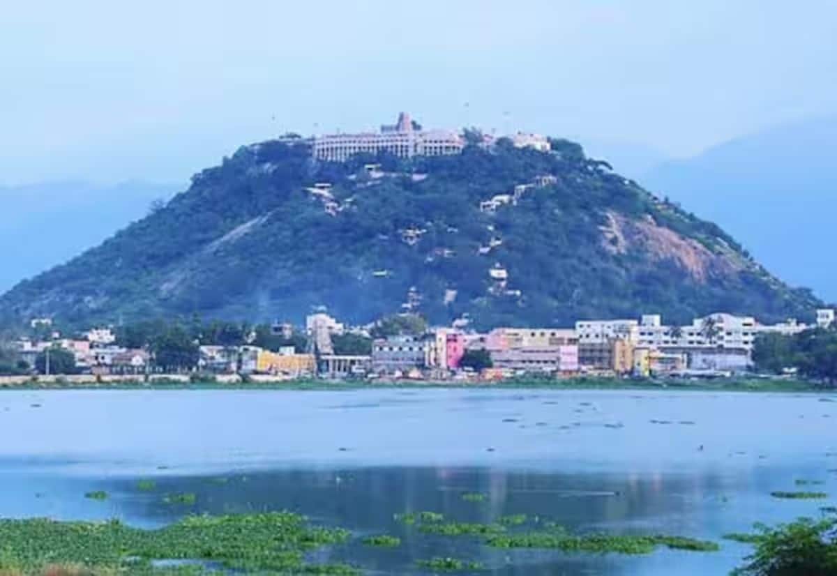 Probe finds registration rules bypassed in Palani monastery land deal