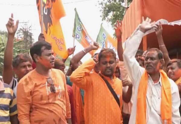 BJP set to raise West Bengal tally to 208 with big lead in Palda