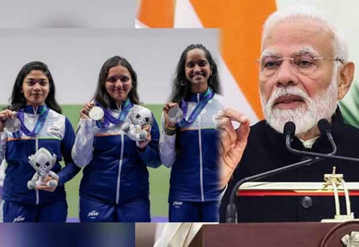 PM Modi lauds Indian women shooters for Asian Games silver