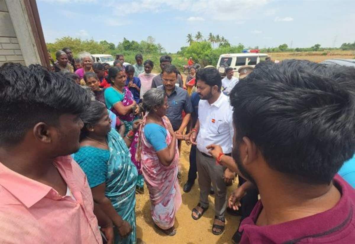 Women plead with Minister Prabhu to cancel Pudukottai quarry permit