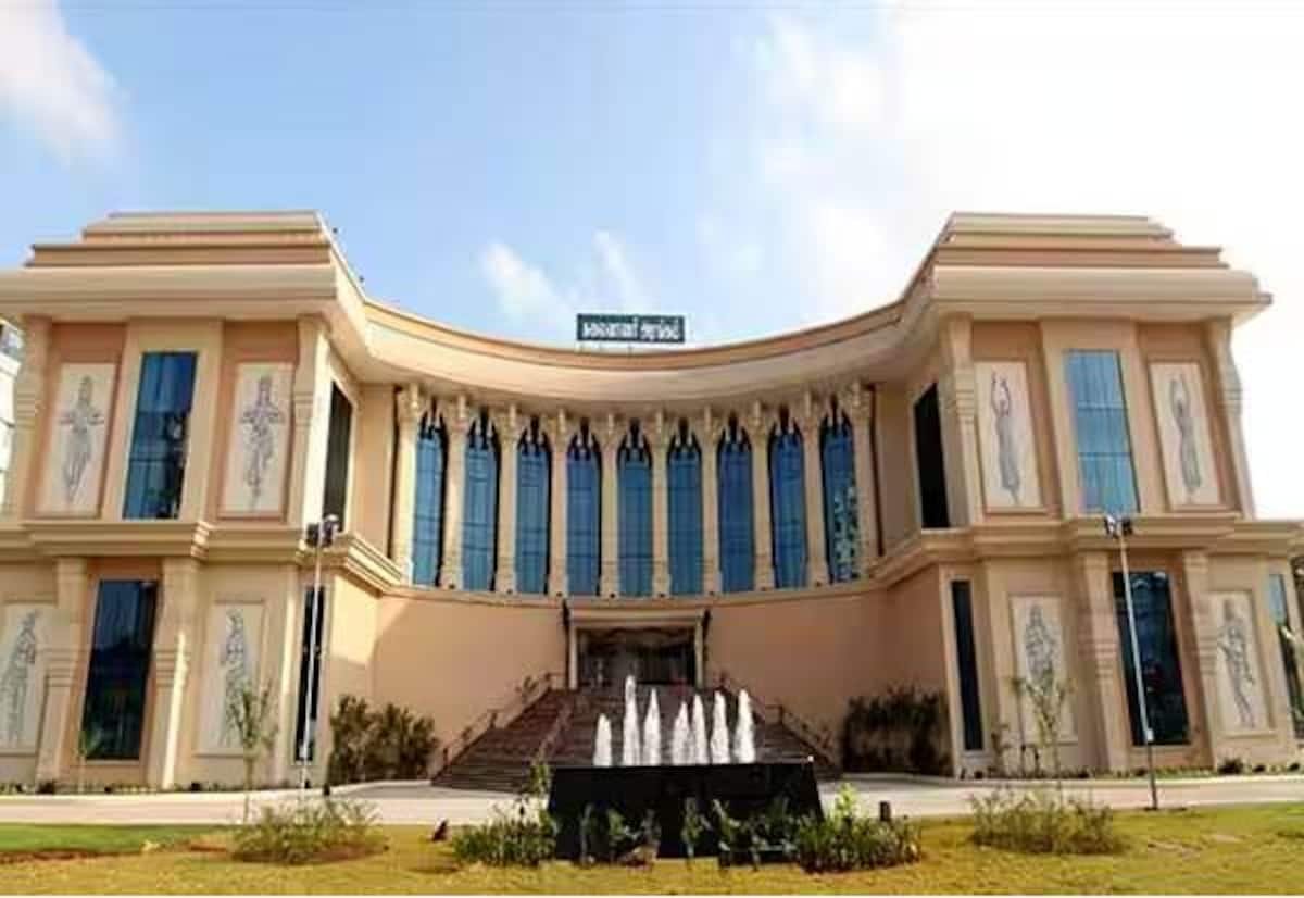 அரசுத் துறை ஆய்வு கூட்டங்கள் இனி கலைவாணர் அரங்கில்