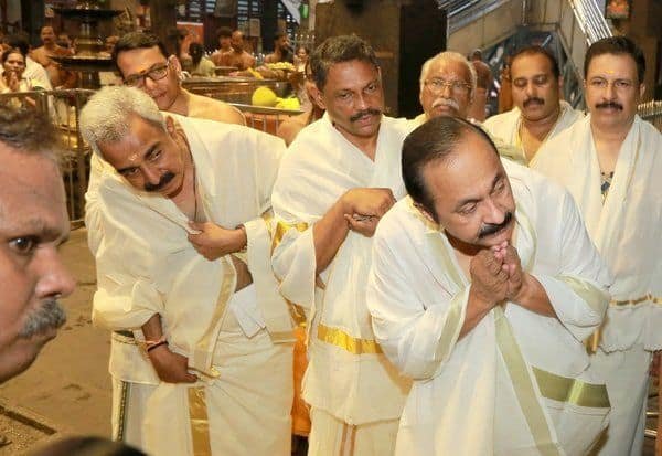 Kerala CM Satheesan offers vow at Guruvayur after election win