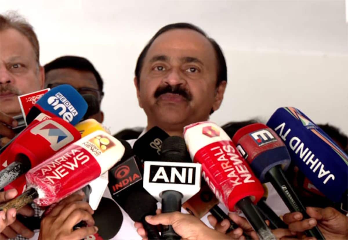 Kerala CM Satheesan considers talks with TN CM Vijay on Mullaperiyar
