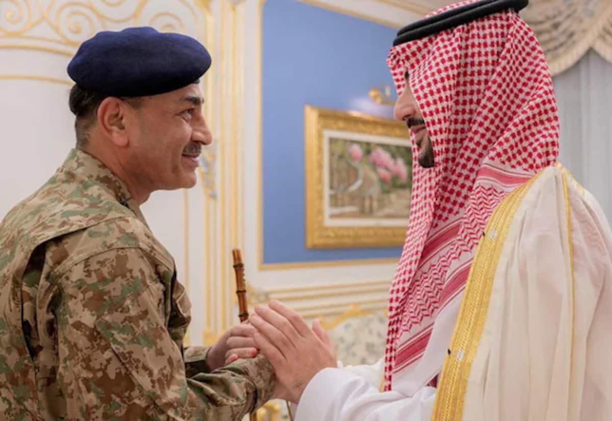 Report: Saudi offers Rs 9,500 crore via Iran to halt Houthi attacks