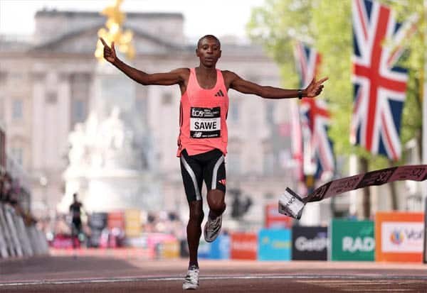 Kenya’s Sebastian Sawe breaks 2-hour barrier at London Marathon