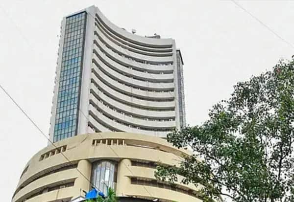 மத்திய கிழக்கு போர் பதற்றம் எதிரொலி: சென்செக்ஸ் 1,705 புள்ளிகள் சரிவு