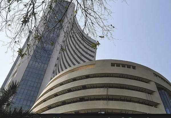 Sensex tumbles 912 points as oil surge, West Asia tensions hit markets