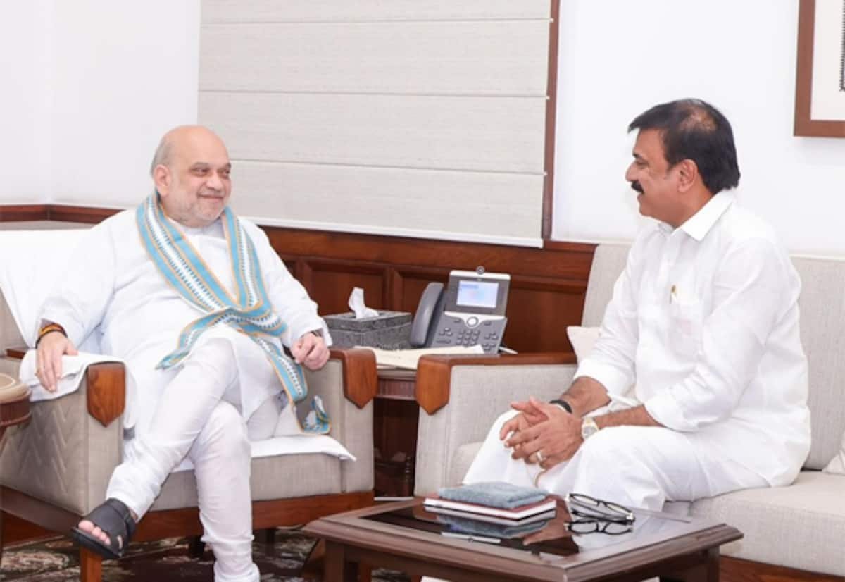 DMDK MP Sudheesh meets Modi, Amit Shah; alliance talk resurfaces