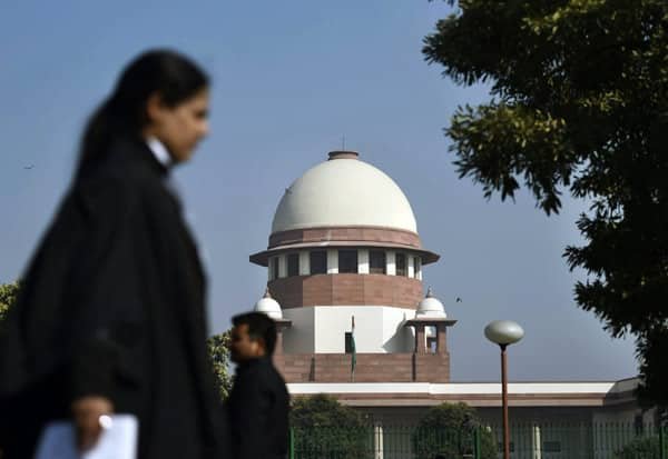 Supreme Court: Govt cannot arbitrarily take away people’s land rights