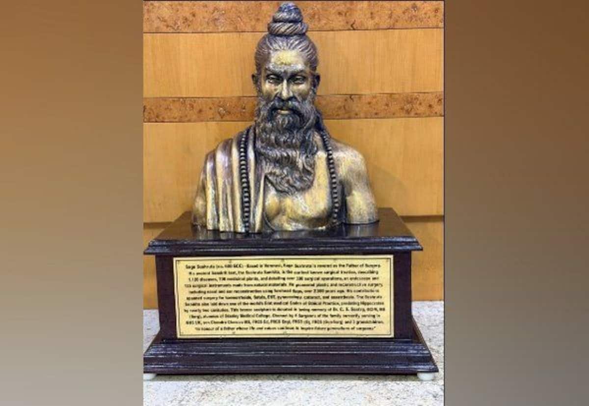 Bronze statue of Sushruta unveiled in Edinburgh, Scotland