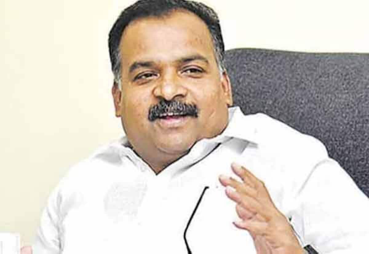 Manickam Tagore calls for unity as he takes over TN Congress