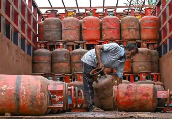 LPG cylinders in Tamil Nadu now delivered within 5 days of booking
