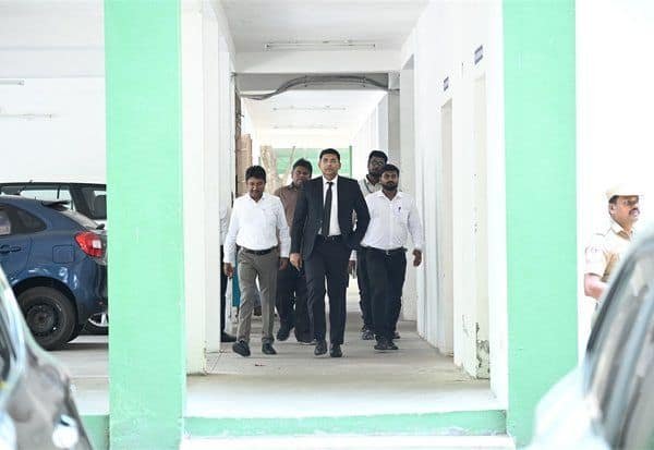 HC asks TN to clarify on allowing puja near Thiruparankundram Deepathoon