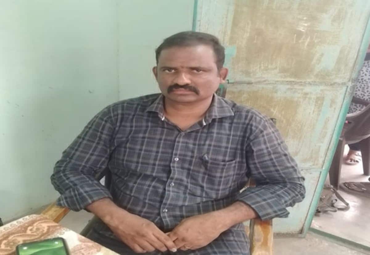 பட்டா பெயர் மாற்றத்திற்கு ரூ.2,000 லஞ்சம் பெற்றதாக விஏஓ கைது