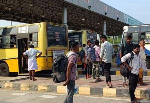 Govt buses held at Tiruppachethi toll as FASTag balance runs out