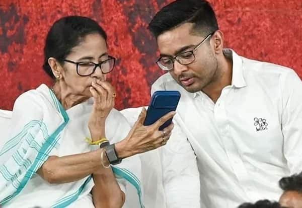 மம்தாவுக்கு புதிய நெருக்கடி: அதிருப்தி எம்எல்ஏக்களுடன் 23 எம்பிக்கள் தொடர்பு என தகவல்
