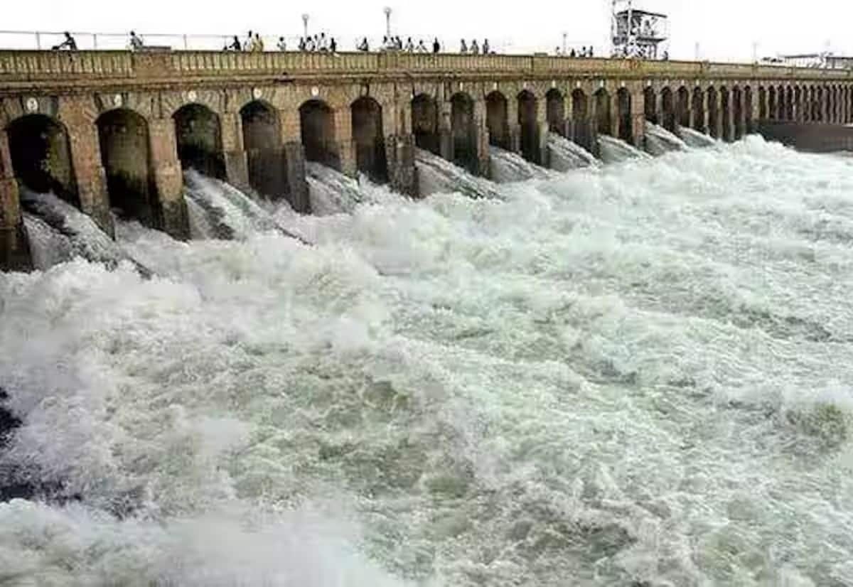 TN may defer Supreme Court move on Cauvery as inflows to Mettur improve