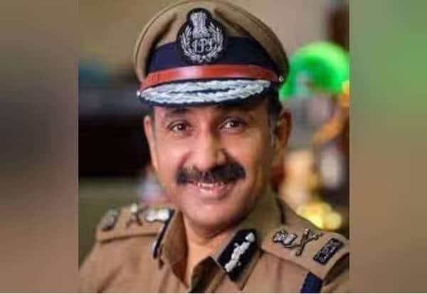 தி.மு.க. செல்வாக்கு கொண்ட உயரதிகாரிகளுடன் தொடர்புள்ள போலீஸாரை ‘காத்திருப்போர் பட்டியலில்’ மாற்ற திட்டம்