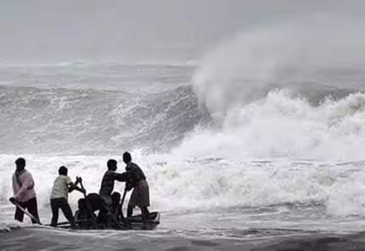 வங்கக் கடலில் காற்றழுத்தத் தாழ்வுப் பகுதி; 3 மாவட்டங்களுக்கு கனமழை எச்சரிக்கை