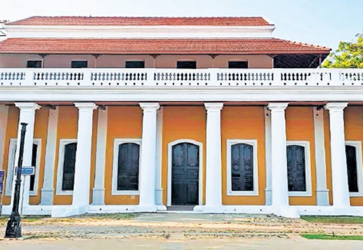 பாரம்பரிய கட்டடங்களை புனரமைத்து வருவாய் ஈட்ட அரசு திட்டம்
