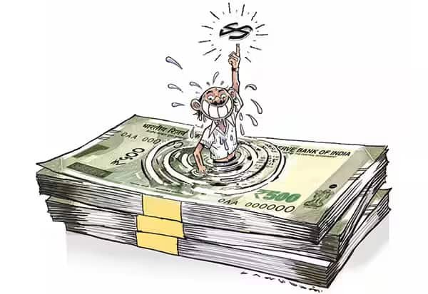 Poll day in TN: Parties accused of cash-for-votes, VIP seats get Rs 2,500