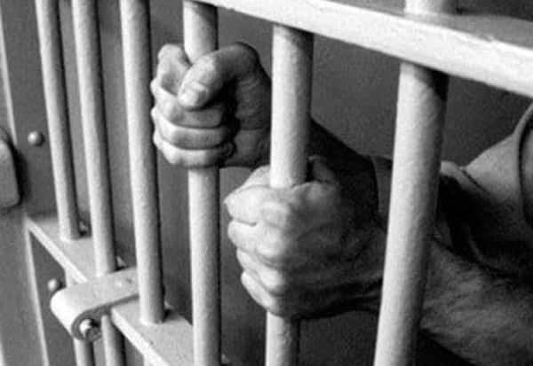 பீடி, கஞ்சா கடத்தல் தகவல்: தமிழக சிறைகளில் கண்காணிப்பை கடுமைப்படுத்த ஏ.டி.ஜி.பி. உத்தரவு