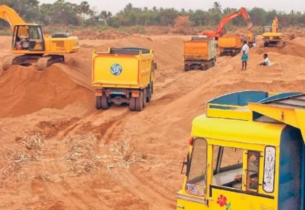 TN govt seeks plan to run sand, stone quarries without irregularities