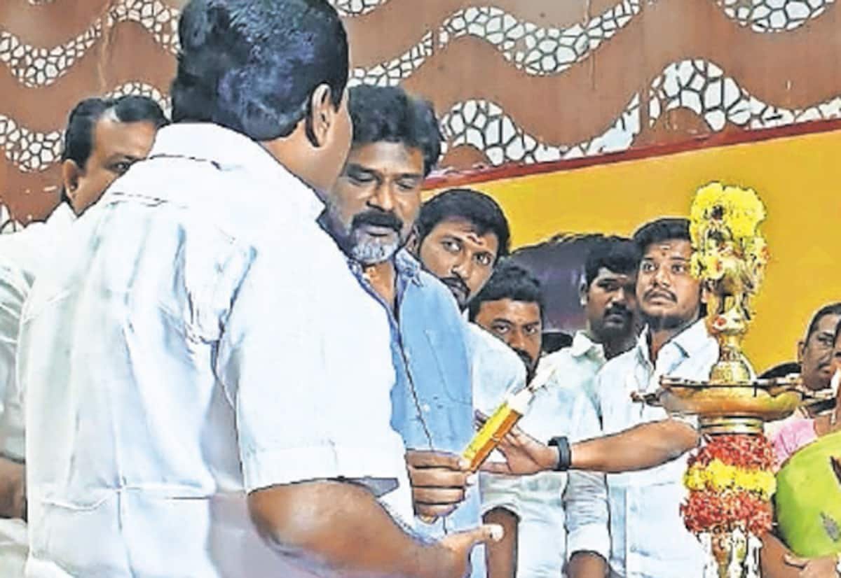 திருச்சியில் அரசு நிகழ்ச்சியில் குத்துவிளக்கு ஏற்றுவதில் காங். எம்.பி.,–த.வெ.க. எம்.எல்.ஏ. மோதல்