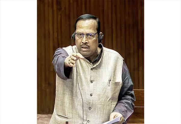 Trinamool Rajya Sabha MP quits, accuses Mamata of ‘anarchic rule’