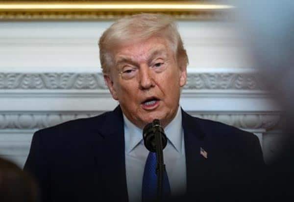 Trump says US will insure and protect ships in Gulf amid Hormuz crisis