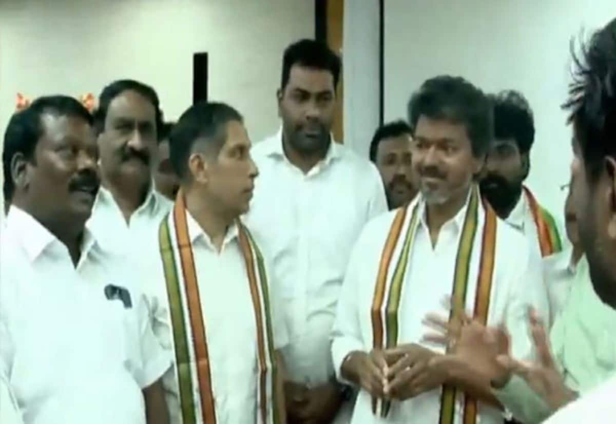 TVK and Congress clash over demand to remove Chief Election Commissioner