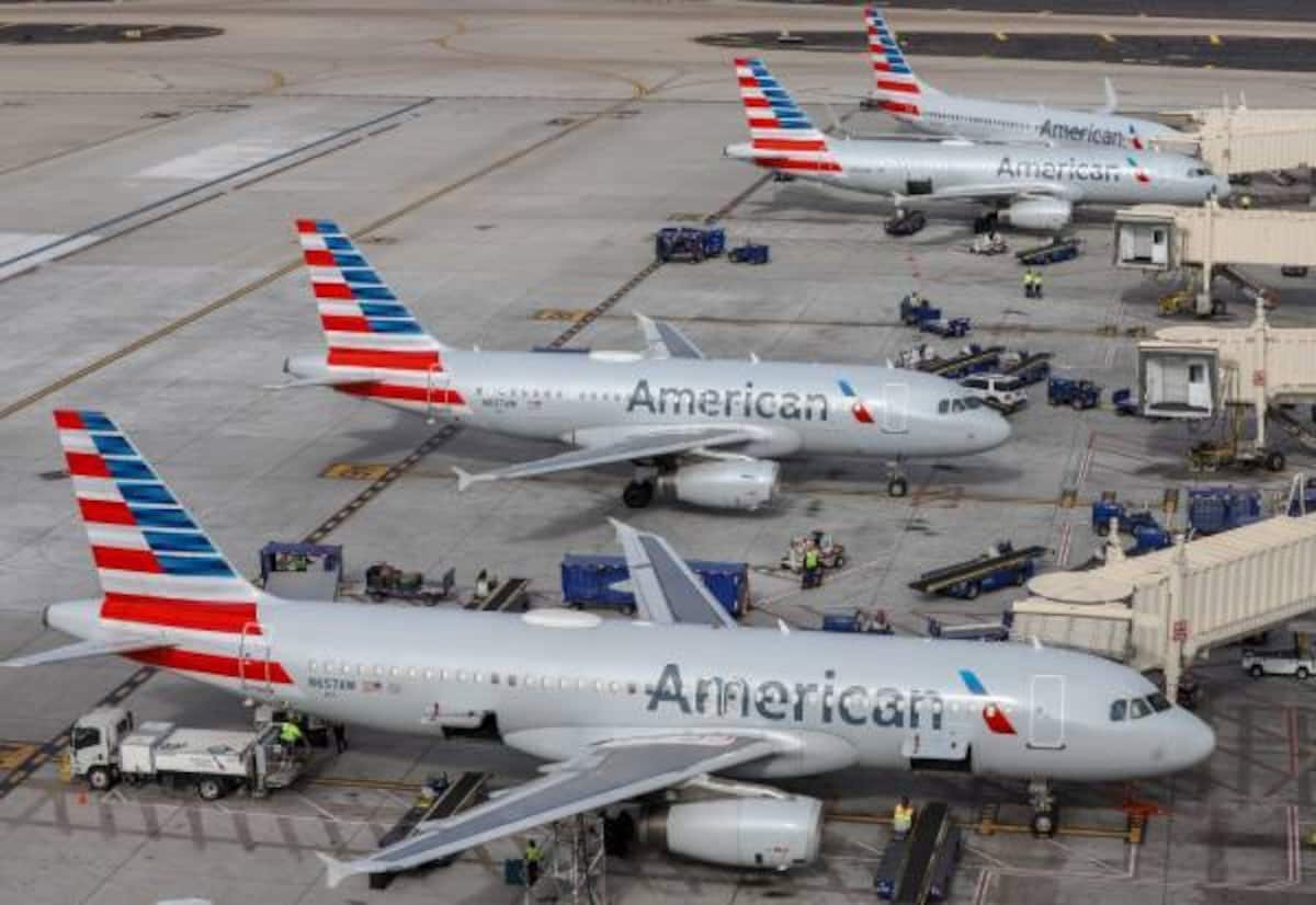 Cable cut near rail works disrupts US air traffic; 1,000+ flights canceled