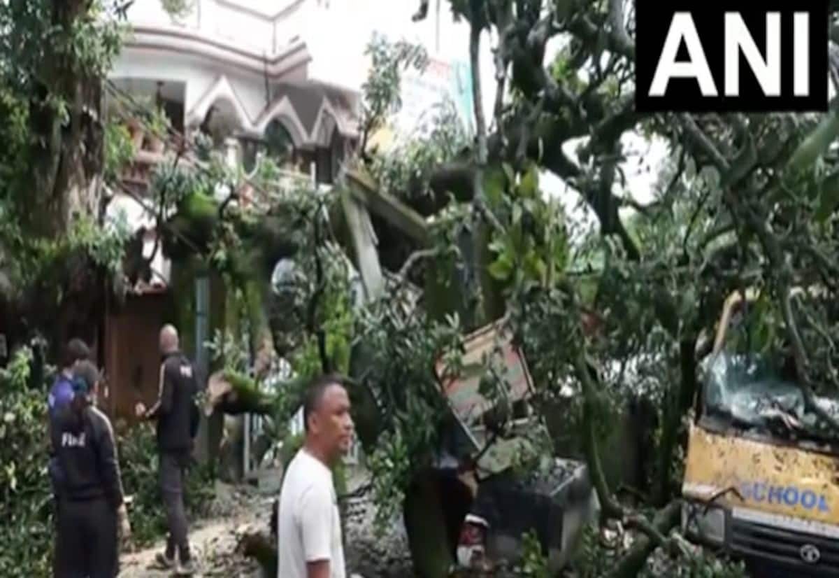 உத்தரகாண்டில் கனமழை, நிலச்சரிவு: 80க்கும் மேற்பட்ட சாலைகள் மூடல்
