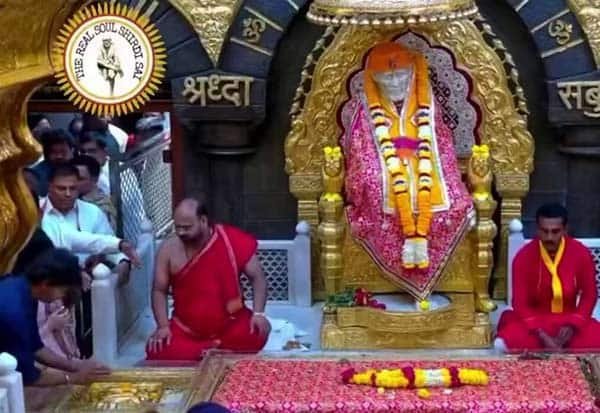 TVK chief Vijay offers prayers at Shirdi Sai Baba temple