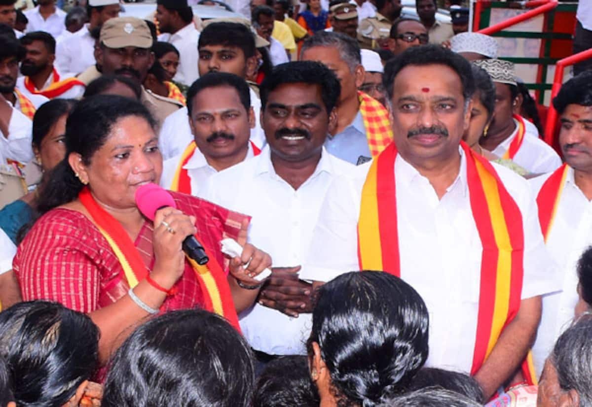 Vijayabaskar’s ‘double leaf’ slip sparks laughter in Dharapuram