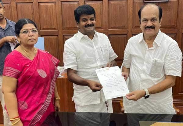 Former AIADMK minister Vijayabaskar resigns as Viralimali MLA